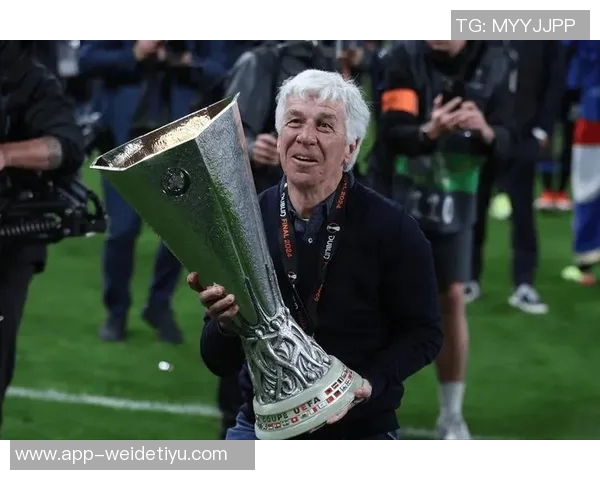 罗马主席高度评价主帅加斯佩里尼的出色工作与团队信任